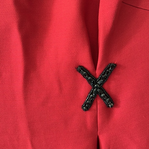 Simple red FENDI dress - Picture 5 of 8